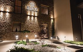 Revi Mountain Resort Boutique Hotel